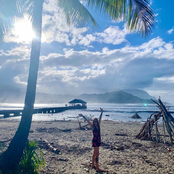 Meet your Posher, Jessica Joy - Picture 5 of 5